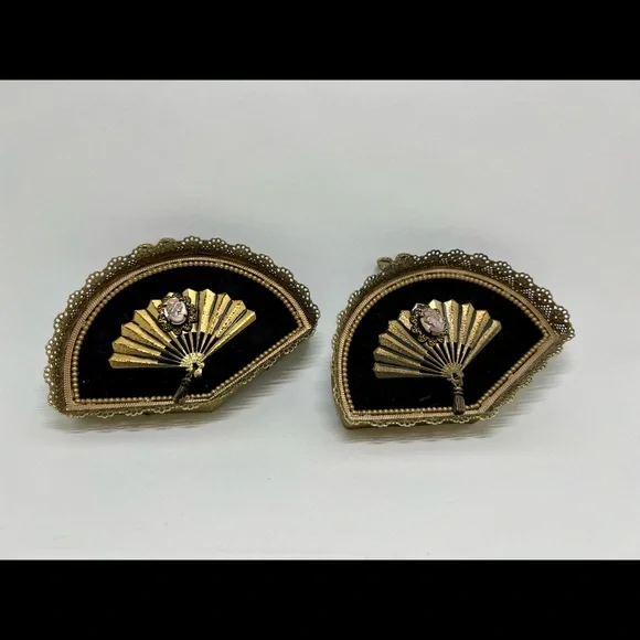 Vintage cameo decor fans - Picture 2 of 9